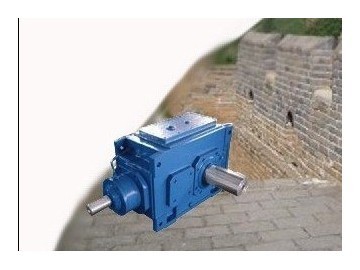 無(wú)錫混煉機(jī)專(zhuān)用配件 長(zhǎng)城B齒輪減速機(jī)的卓越解決方案